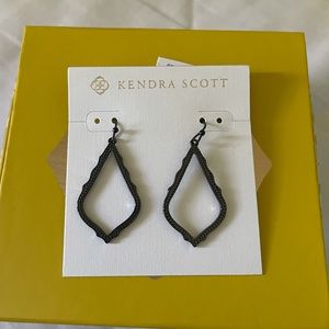 Kendra Scott New Sophia Gun metal earrings